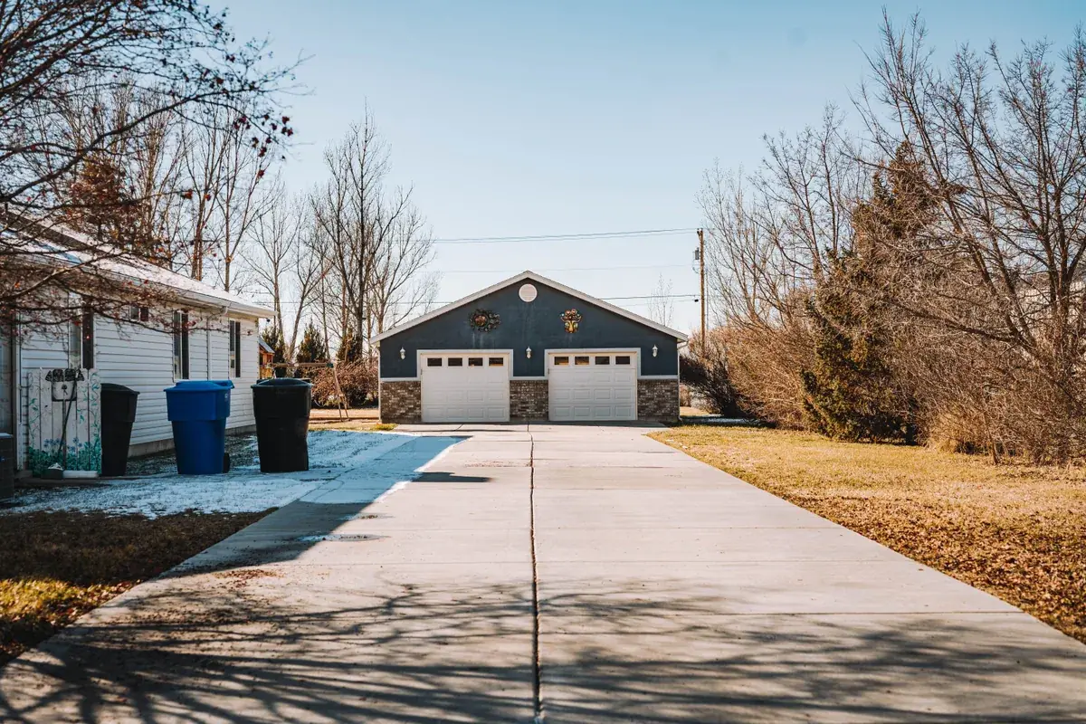 Suburban driveway and garage of a family home in Orange Park FL